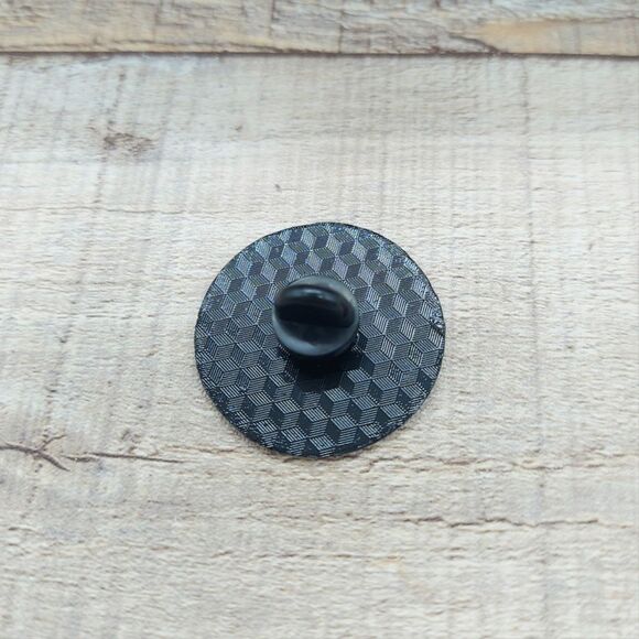 Courage the Cowardly Dog Pin - Picture 2 of 3